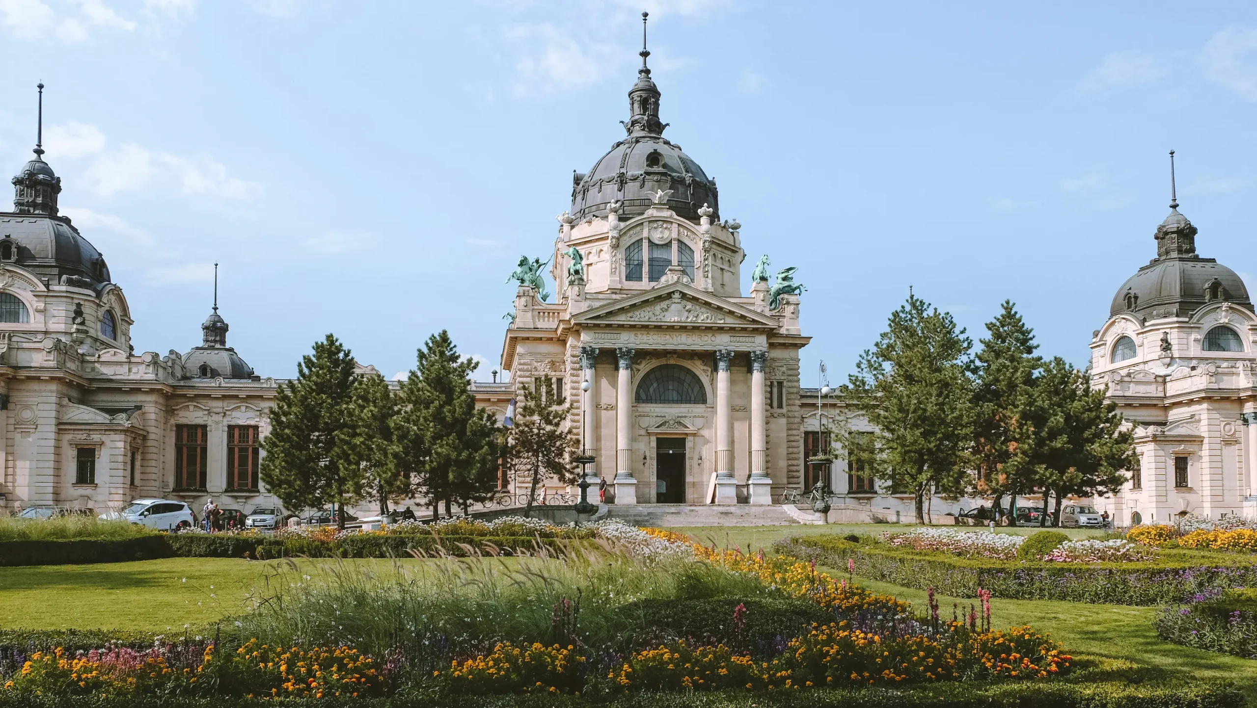 Budapest, Széchenyi Thermal Bath, Hungarian travel visa