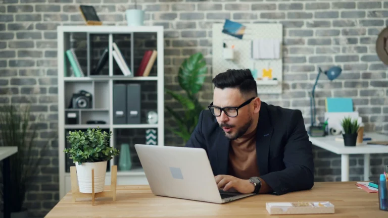 Airbnb və Booking: Hansını Seçmək Daha Məsləhətlidir?
